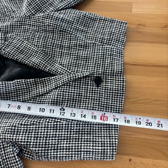 Abercrombie & Fitch Women’s XS A&F Black Houndstooth Cropped Tweed Blazer jacket - Picture 10 of 10